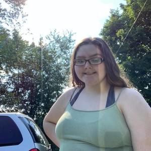 Meet your Posher, Karissa